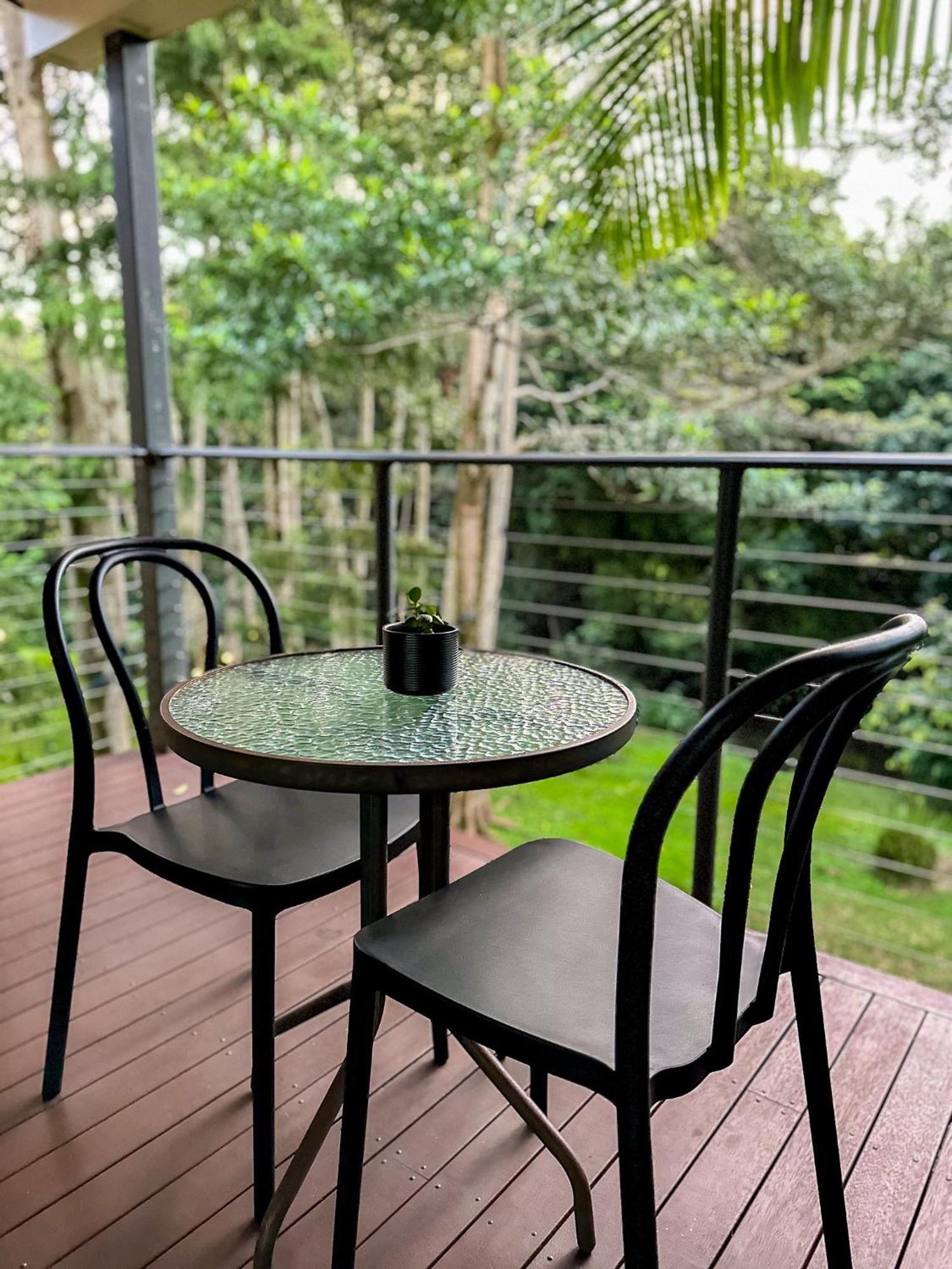 Tranquil Getaways On Obi Maleny Hotel Kültér fotó